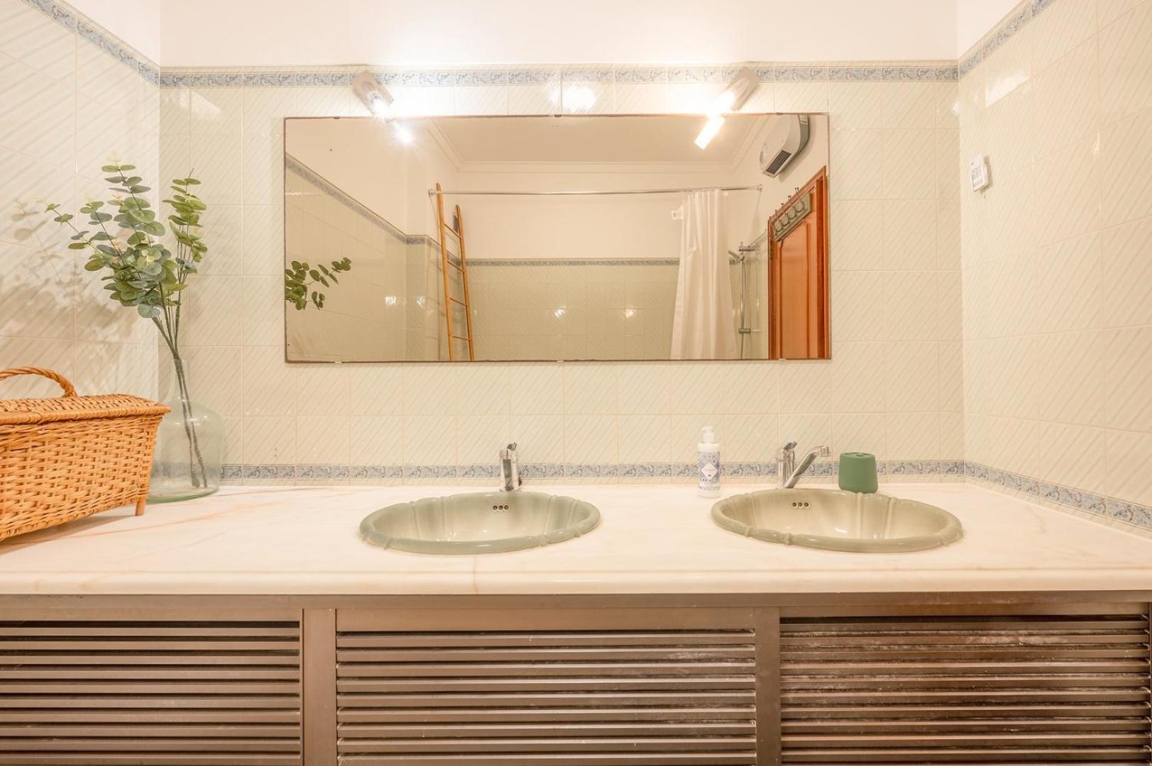 Guestready - Apple Beach Hideaway With Sea Views Colares Bagian luar foto